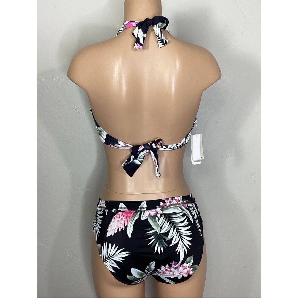New. Tommy Bahama ginger flower halter bikini. XS-top/S-bottom. Retails $174 - Picture 7 of 12
